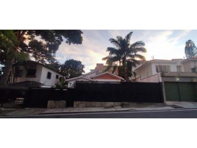 Anexo en alquiler para uso comercial en Altamira, 150 mt2, 3 habitaciones