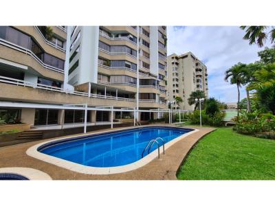 Apartamento en Alquiler La Alameda Baruta - Caracas, 164 mt2, 4 habitaciones