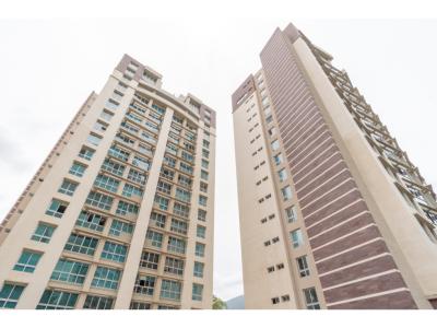Se Alquila Apartamento 90 m2 en la urbanización Campo Alegre, 90 mt2, 2 habitaciones