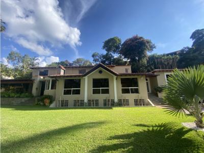 Alquilo Casa en La Lagunita , 550 mt2, 5 habitaciones