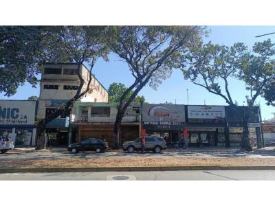 Disponible Local comercial Av. Bolívar Norte - alto trafico, 371 mt2