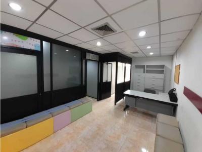 Alquiler de Oficina Amoblada ideal para Consultorio Calicanto-Maracay , 104 mt2
