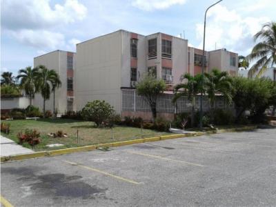 Apartamento en venta este de Barquisimeto  21-12298 EA 0414-5266712, 87 mt2, 3 habitaciones
