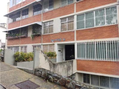 Vendo apartamento 130m2 4h/3b/2p Lomas de La Trinidad 2116, 130 mt2, 4 habitaciones