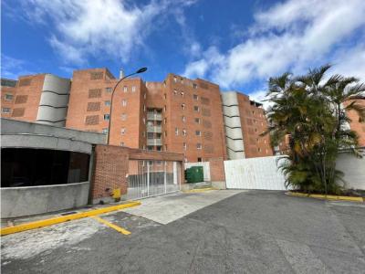 Se Vende PH 140 M2 para remodelar en la Urbanización Los Samanes, 70 mt2, 1 habitaciones
