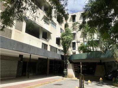 Apartamento duplex en venta Las Mercedes para oficina/residencial, 129 mt2, 4 habitaciones