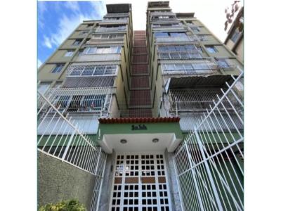 Venta de apartamento en La Trinidad, 97mts2., 97 mt2, 3 habitaciones