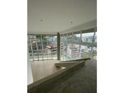 Apartamento Dùplex en Venta en Loma de las Mercedes, 168 mt2, 1 habitaciones
