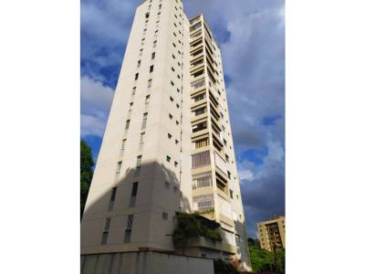 Se vende Apartamento actualizado en  Santa Paula, 131 mt2, 4 habitaciones
