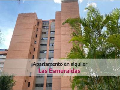 Apartamento en venta en Las Esmeraldas con vigilancia, 109 mt2, 4 habitaciones