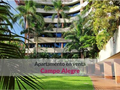 Amplio apartamento con terraza y jardín en venta en Campo Alegre, 680 mt2, 7 habitaciones