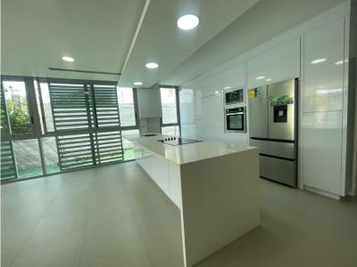 Se vende apartamento 190 m 3H/2.5B/ 3p La Castellana, 135 mt2, 3 habitaciones