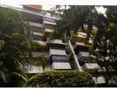 En venta apartamento en Altamira zona baja 4H/3B/2PE HB, 200 mt2, 4 habitaciones