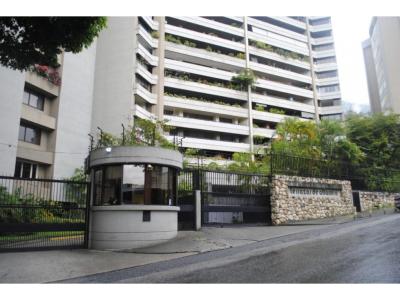 Venta apartamento en Altamira, 390 mt2, 4 habitaciones