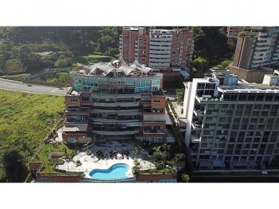 Apartamento en Venta en El Solar del Hatillo 201mt2/2h+1s/3b+1s/4p , 201 mt2, 3 habitaciones