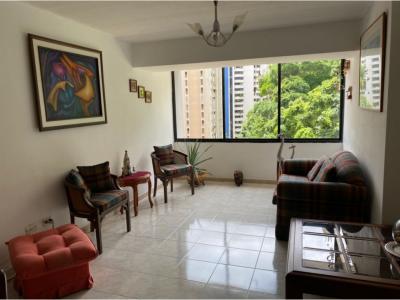 En Venta Apartamento en El Hatillo 78-21-137, 120 mt2, 4 habitaciones