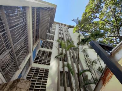 Apartamento en venta 150m2 Av Los Samanes La Florida Caracas, 150 mt2, 4 habitaciones