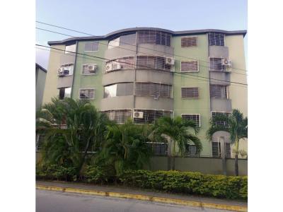 VENTA DE COMODO APTO PB LA SABANA/GUATIRE Etapa 5 , 96 mt2, 2 habitaciones