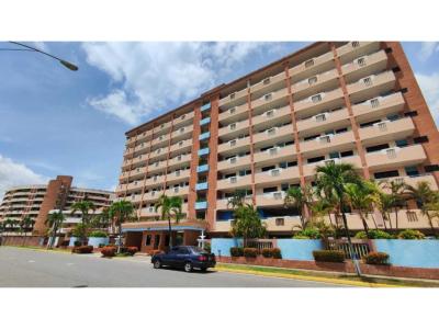 Se vende apartamento 62m2 2h/2b/1p Puerto Encantado 4256, 62 mt2, 2 habitaciones
