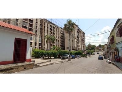 Se Vende Apartamento 87m2 3h/2b Centro de Ocumare del Tuy, 87 mt2, 3 habitaciones