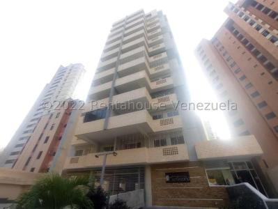 Lissett Peña Vende Apartamento Urb Las Chimeneas Valencia MLS 22-23961, 120 mt2, 4 habitaciones