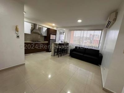 Lissett Peña ofrece en Alquiler Apartamento Urb Los mangos Valencia 24-24195, 78 mt2, 3 habitaciones