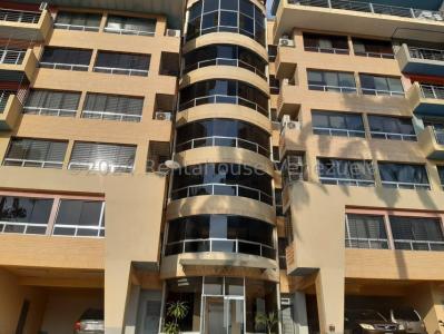 Lissett Peña Vende Apartamento Urb Mañongo Naguanagua 24-26165, 84 mt2, 3 habitaciones