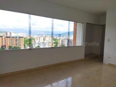 Lissett Peña vende Apartamento Urb Campo Alegre Valencia 24-25234, 270 mt2, 3 habitaciones