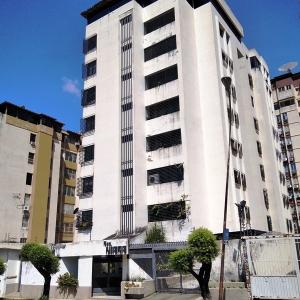 Apartamento en Res. Kiara, La Trigaleña. Valencia.  ATA-855