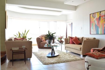 Apartamento en Res. Los Tepuys, Urb Prebo. Valencia ATA-892