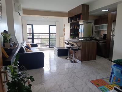 Apartamento en Res. Santa Ana, Urb. Agua Blanca, Valencia ATA-1534