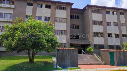 APARTAMENTO  EN LA LAGUNITA, 3356 mt2, 3 habitaciones