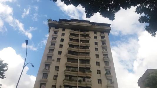 Apartamento venta Urb Terrazas del Avila, 92 mt2, 3 habitaciones