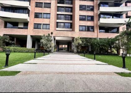 Venta apartamento en los dos caminos, 130 mt2, 4 habitaciones