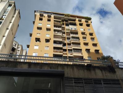 Apartamento en venta, La Candelaria, piso 13, 4/3/1, Edificio Orlando, 124 mt2, 4 habitaciones