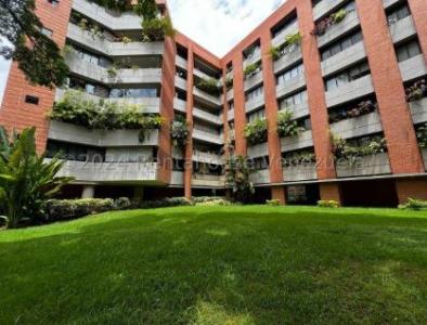 Apartamento en Campo Alegre, MLS 24-26010., 207 mt2, 3 habitaciones