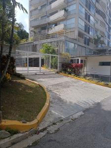 Se alquila apartamento en El Hatillo, sector La Unión , 90 mt2, 2 habitaciones