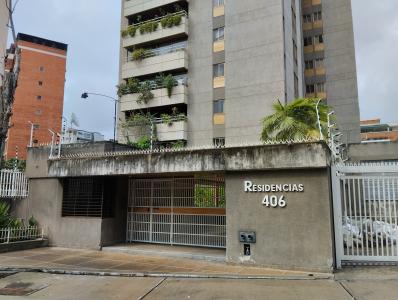 Apartamento en venta en Las Palmas, Res. 406, 141 mt2, 4 habitaciones