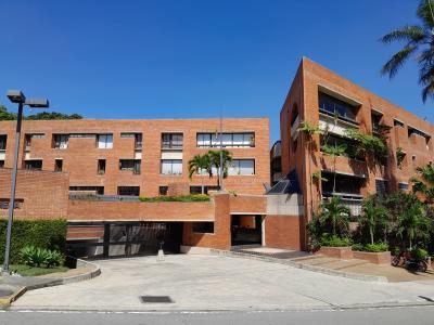 Alicia Castillo vende Apartamento en Chulavista Municipio Baruta Caracas, 298 mt2, 5 habitaciones