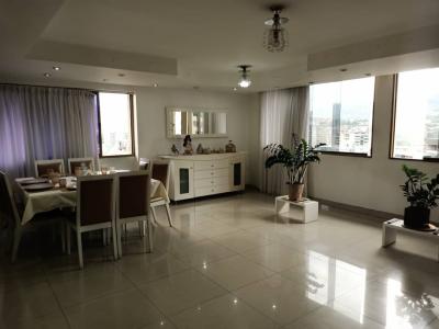 Apartamento en Venta La California Norte Res Quinta Altamira Sucre Miranda Caracas Mc, 155 mt2, 4 habitaciones