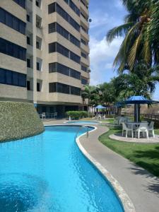 Venta apartamento caribe, 80 mt2, 2 habitaciones