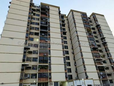 Apartamento en venta amoblado Maracay Urb San Jacinto 24-20665 AP, 89 mt2, 3 habitaciones