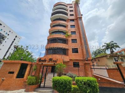 Apartamento en Venta en Urb. La Soledad-Cod. 24-1831-José Viloria., 123 mt2, 3 habitaciones