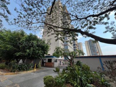 Apartamento en Alquiler en Base Aragua 24-21375 , 81 mt2, 4 habitaciones