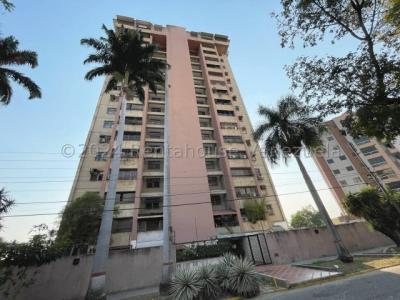 Apartamento en Alquiler en Urb. Los Caobos-Cod. 24-21286-José Viloria., 132 mt2, 3 habitaciones