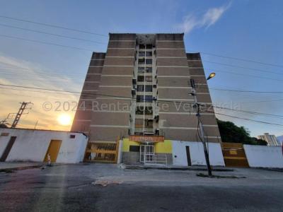 Apartamento en Venta en Centro de Maracay 24-18811 mvs, 102 mt2, 3 habitaciones