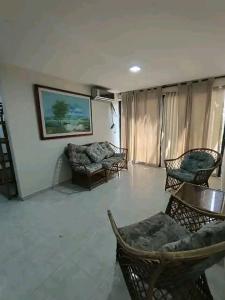 Vendo Apartamento en PB para REMODELAR CR BRISAZUL SOLO CLIENTES, 3 habitaciones