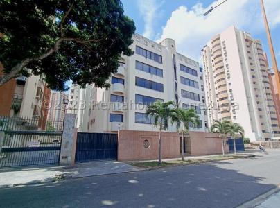 Apartamento en venta ubicado en la Trigaleña Valencia Carabobo Cod 24-14288, 144 mt2, 4 habitaciones