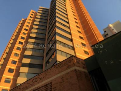 Apartamento en venta ubicado en las Chimeneas Valencia Carabobo Venezuela Cod 24-20085, 151 mt2, 3 habitaciones