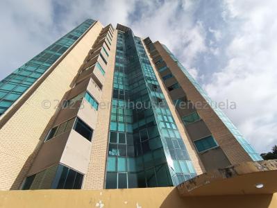 Apartamento en venta ubicado en las Chimeneas Valencia Carabobo Venezuela Cod 24-, 172 mt2, 4 habitaciones